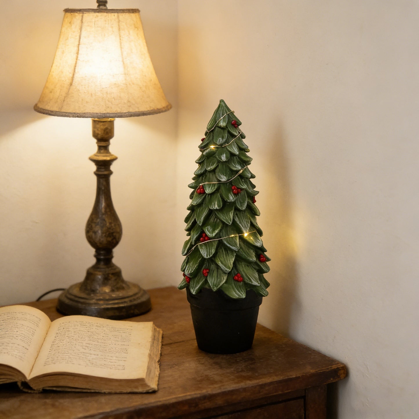 Christmas gifts, resin crafts, ornaments